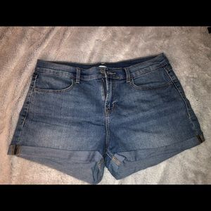 Old navy jean shorts size 12